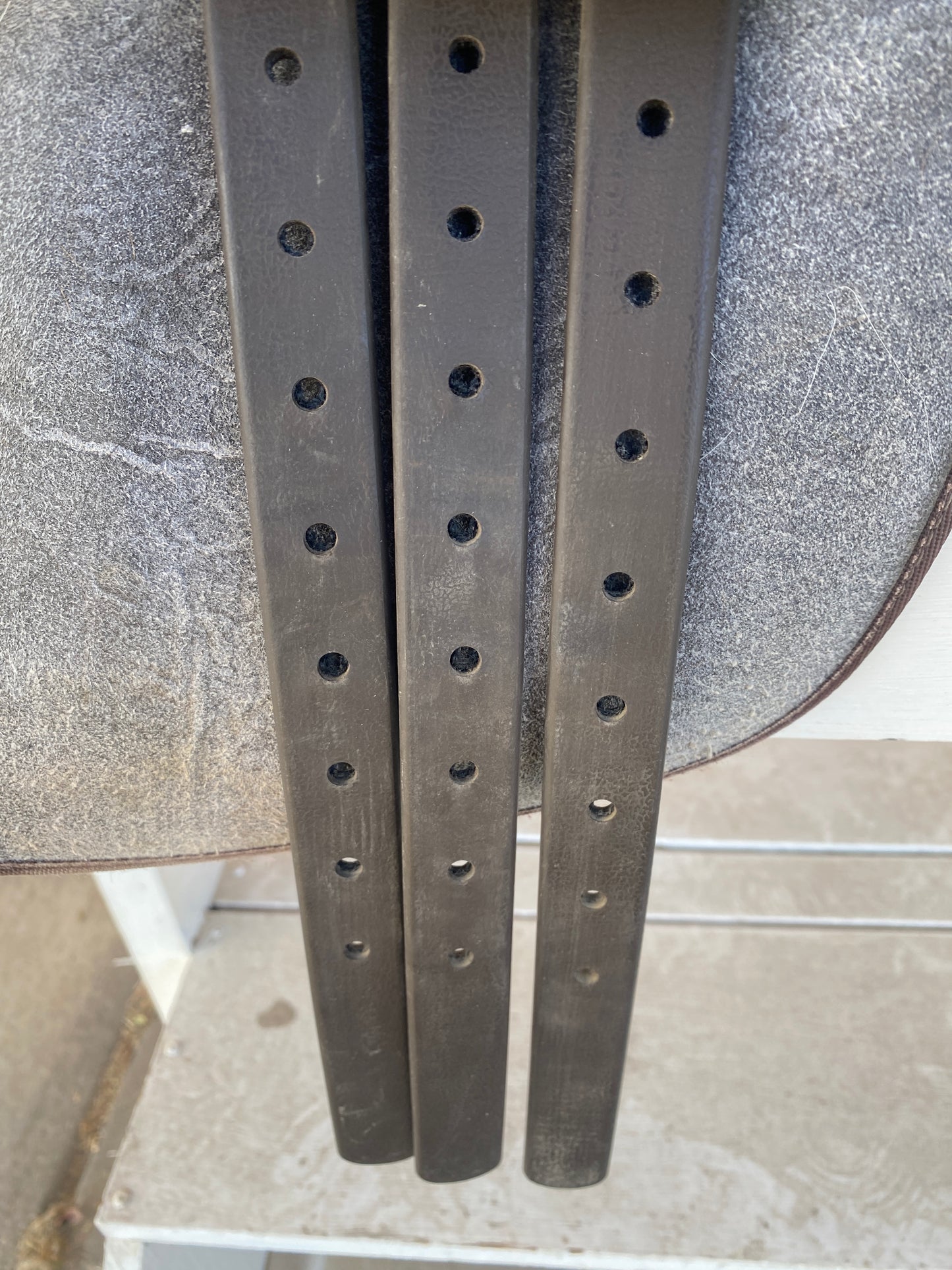 16.5” Wintec Adjustable Jump Saddle