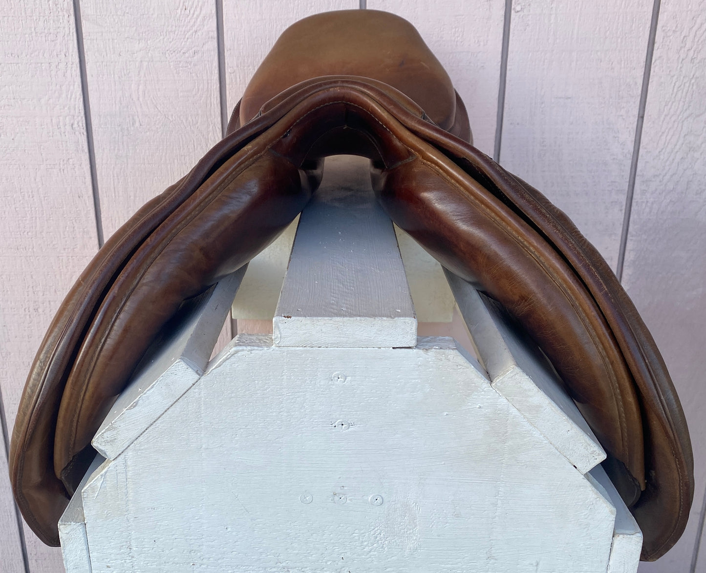 17” Bates Caprilli Close Contact Jump Saddle
