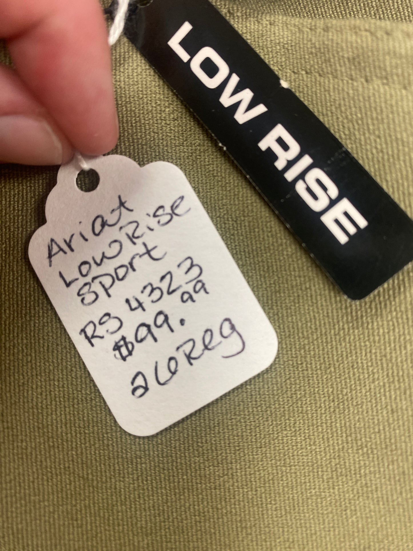 26R Ariat Tan Breeches