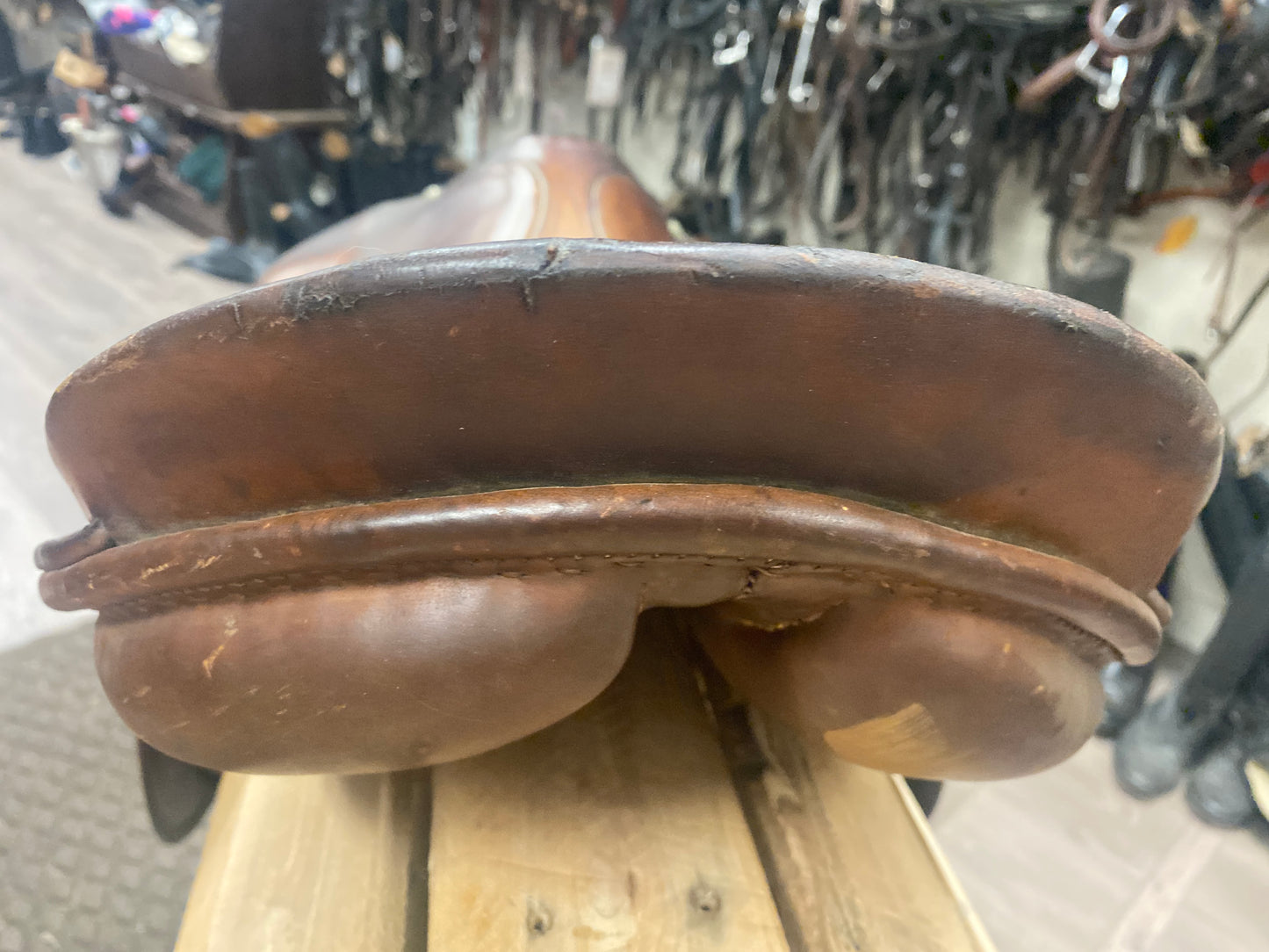19.5” Stubben Parzival Close Contact Saddle