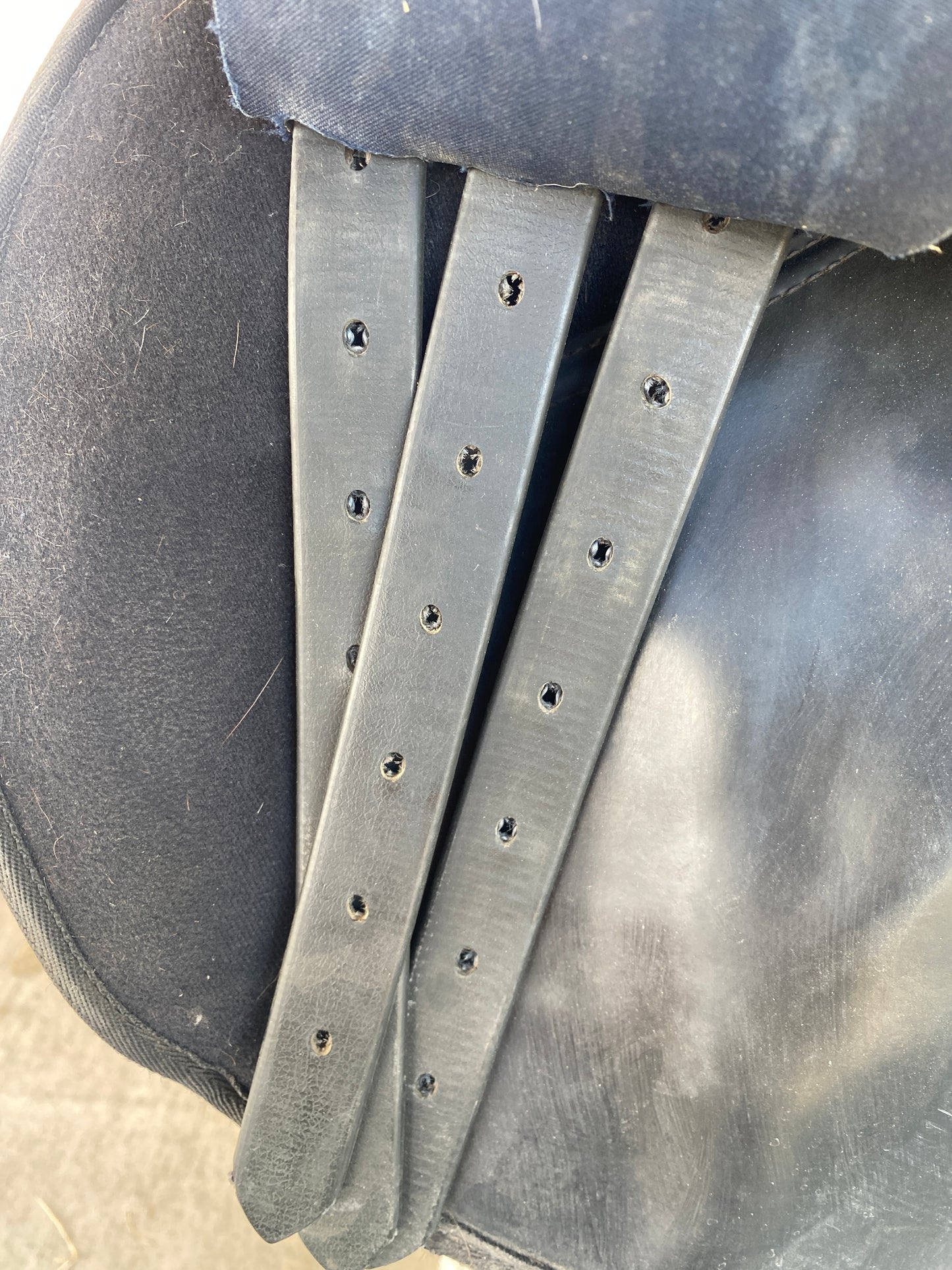 17.5” Thorowgood Griffin English Saddle