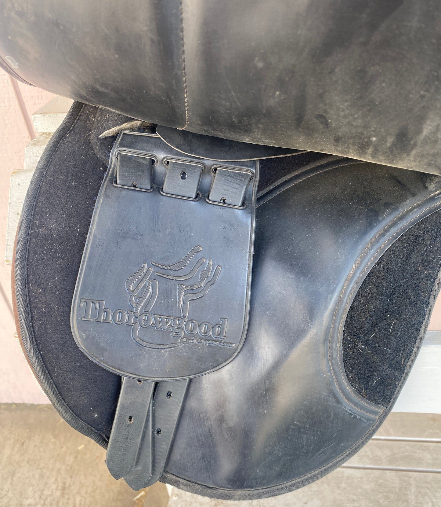 17.5” Thorowgood Griffin English Saddle