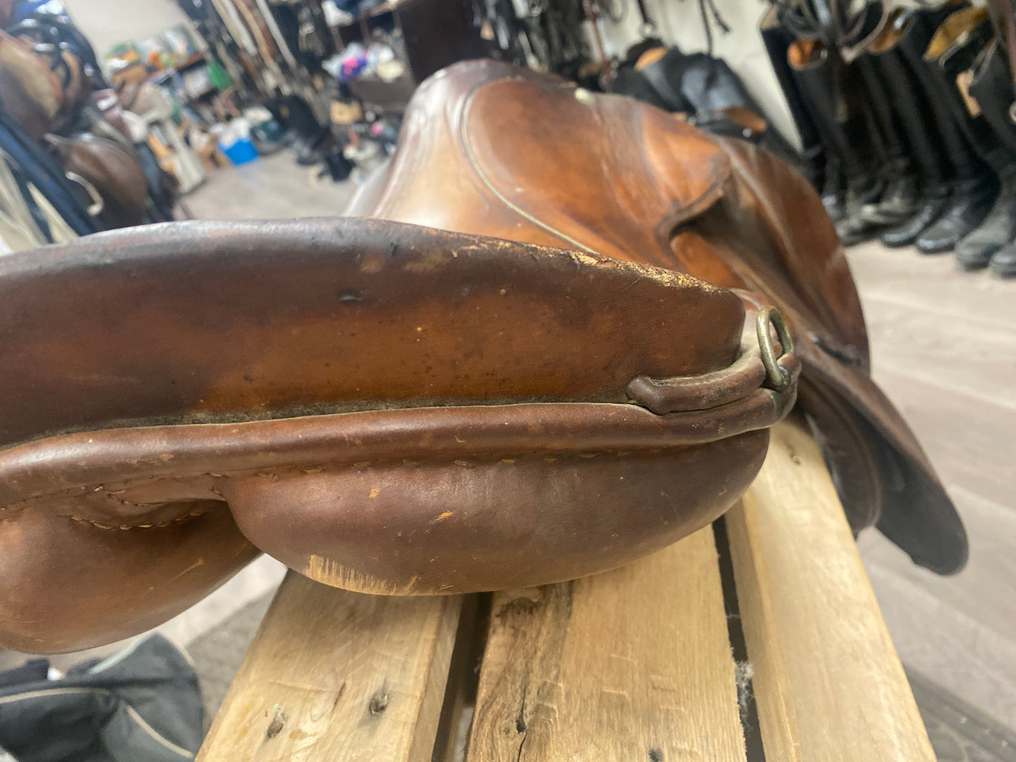 19.5” Stubben Parzival Close Contact Saddle