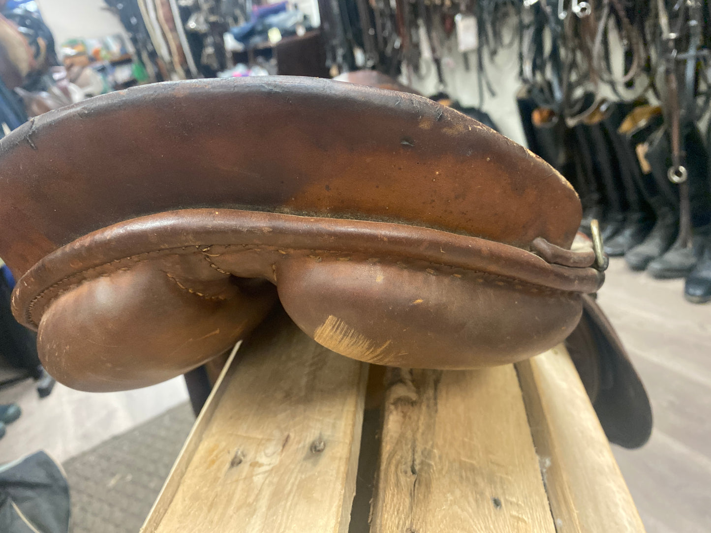 19.5” Stubben Parzival Close Contact Saddle