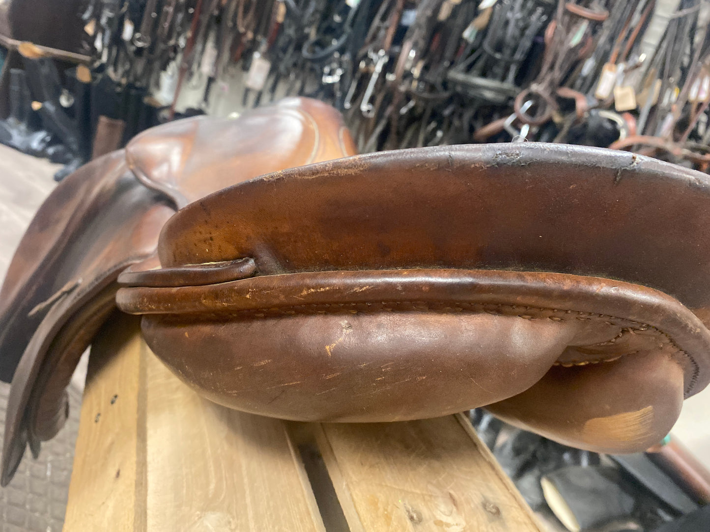 19.5” Stubben Parzival Close Contact Saddle