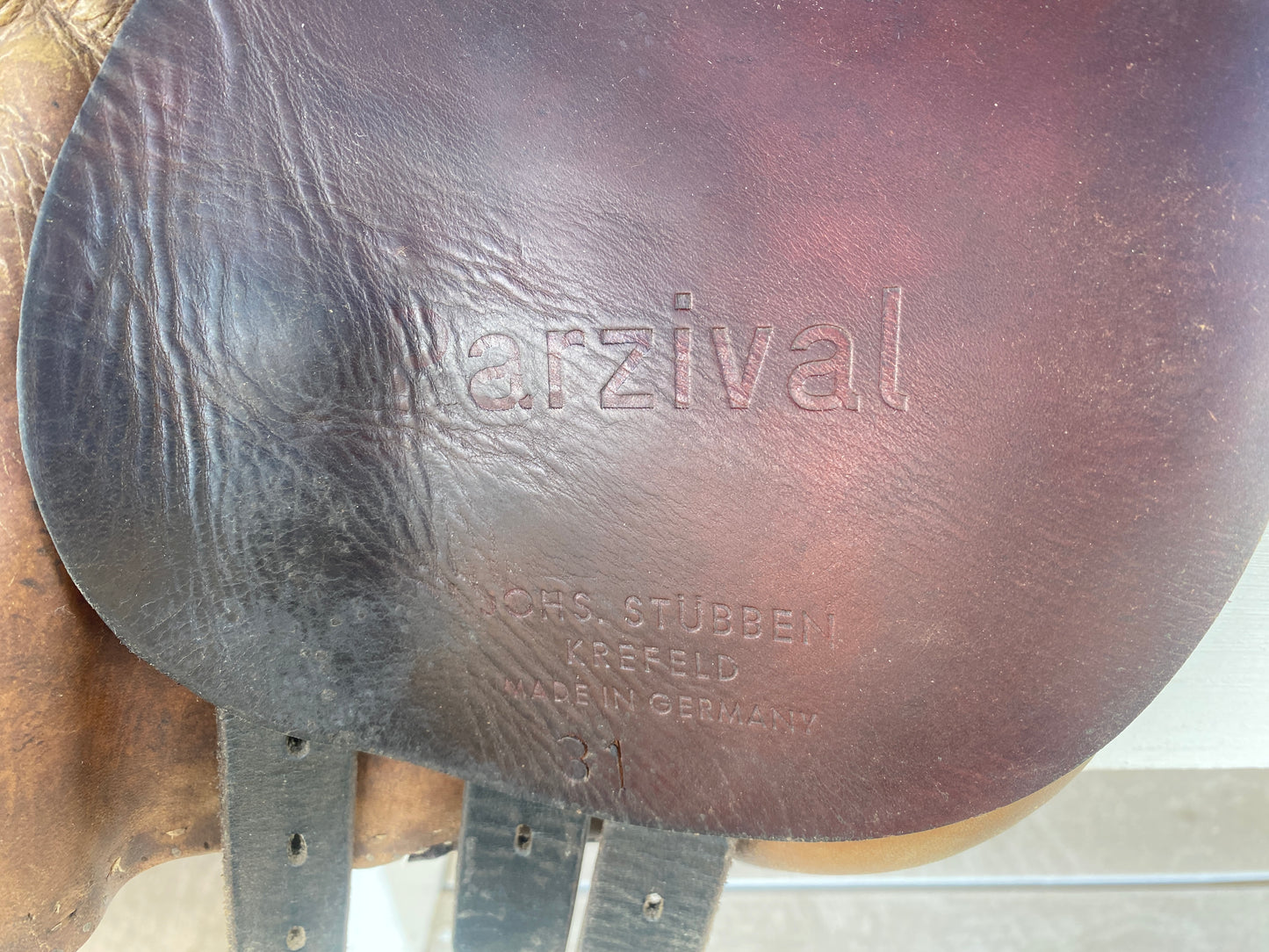 19.5” Stubben Parzival Close Contact Saddle