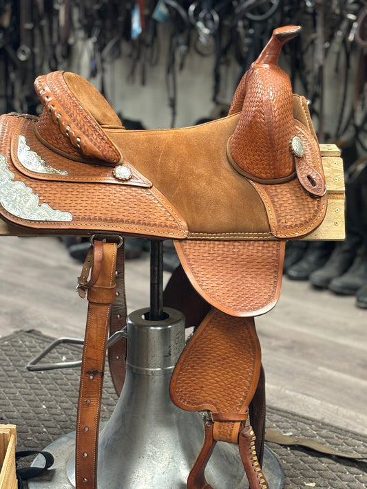 Gorgeous 14.5 Bob Marshall Treeless saddle