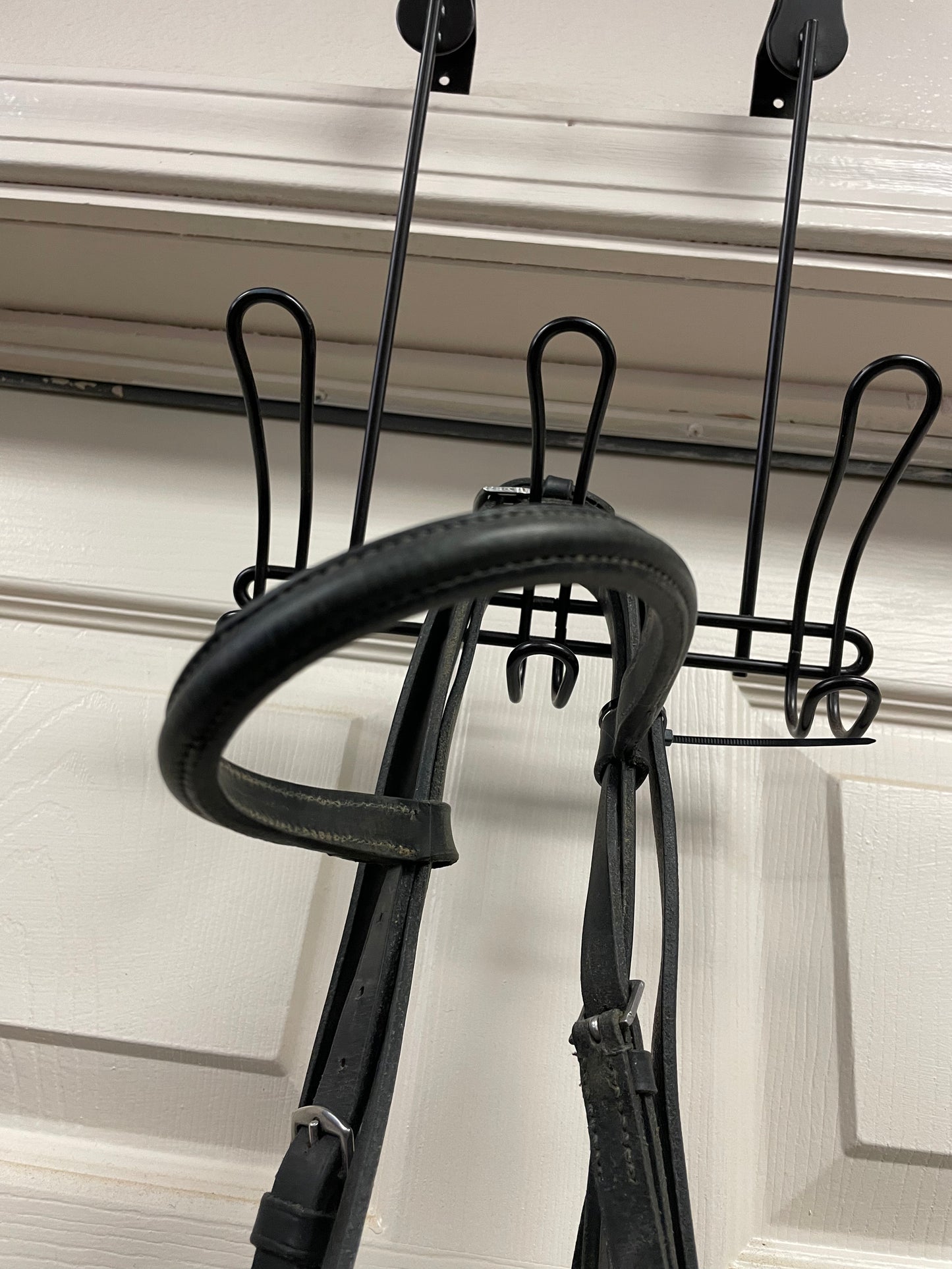 H BRIDLE BLACK BIT AND REINS
