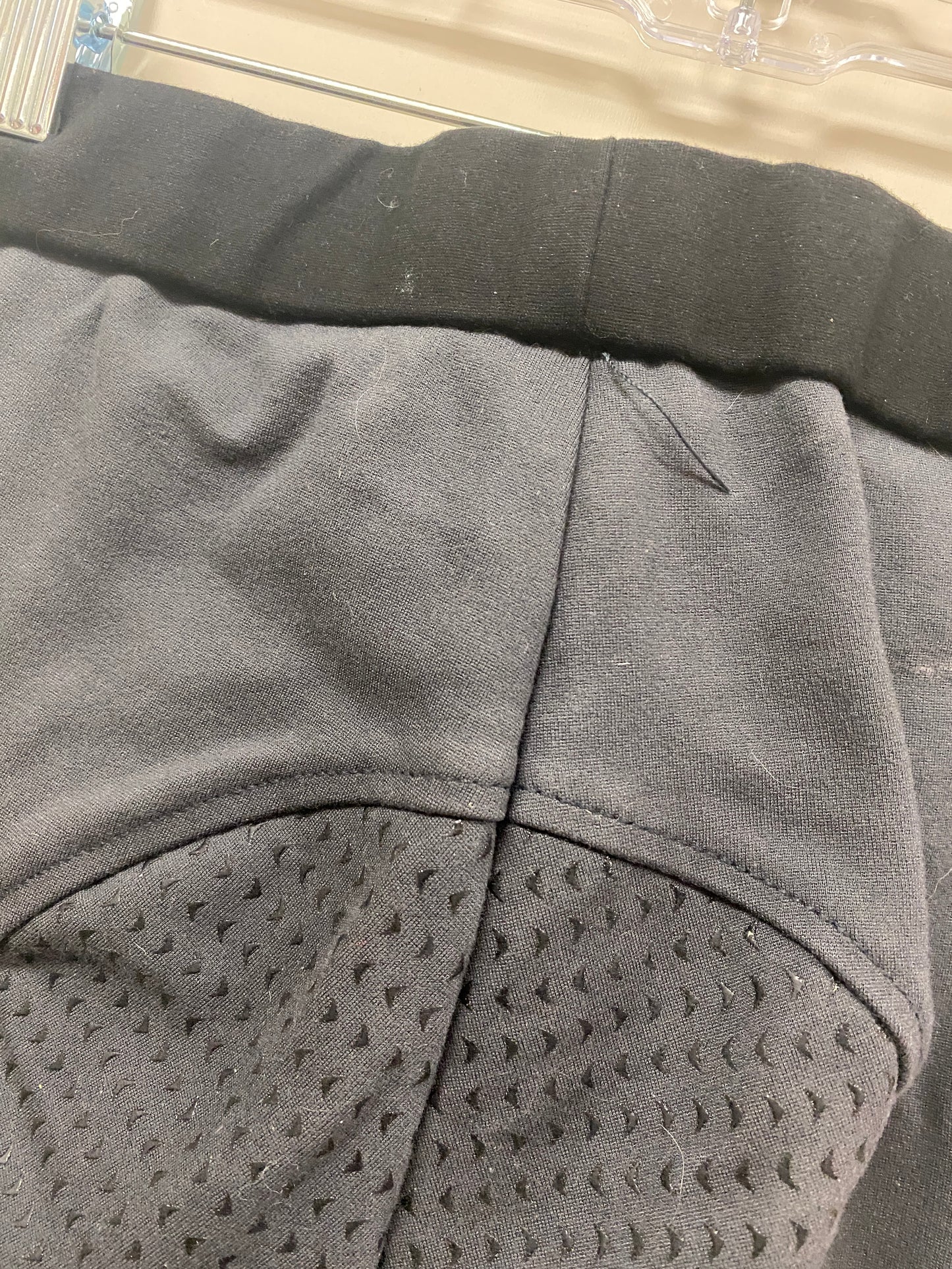 24R Piper Black Full Seat Pull On Breeches