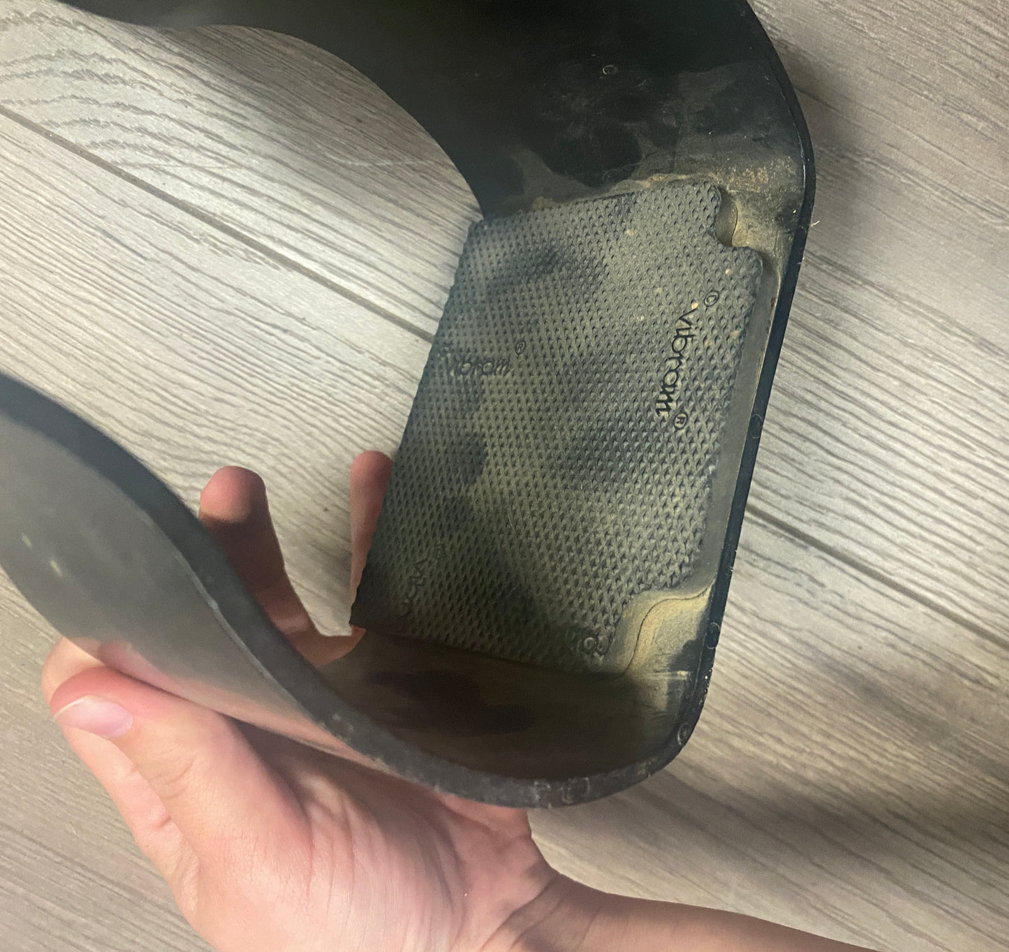 Black Endurance Stirrups