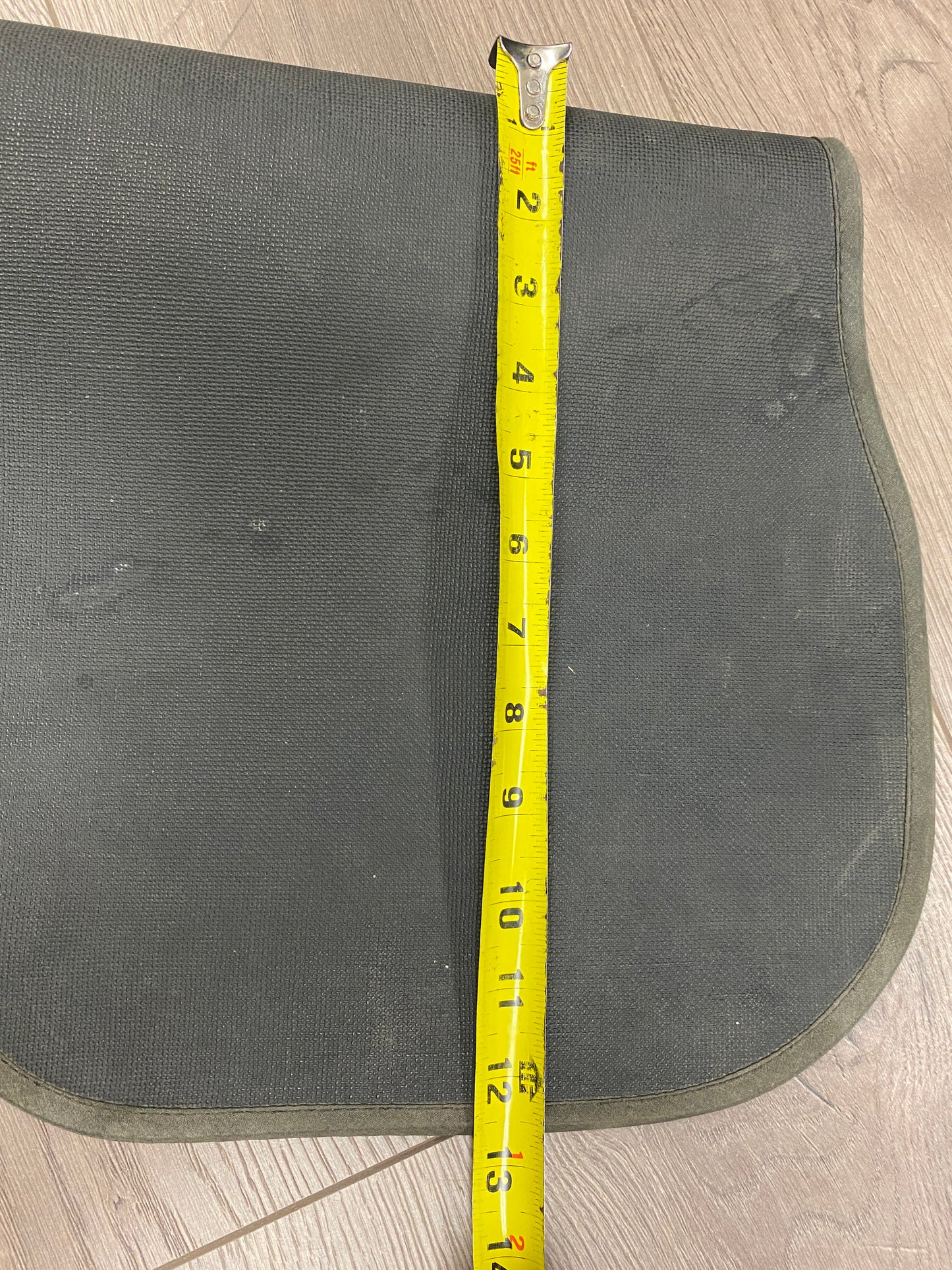 Black Ultra Thinline Half Pad sheepskin