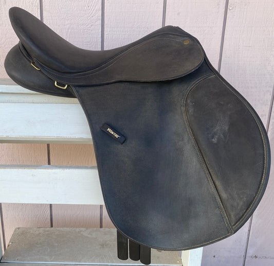 16.5” Wintec Adjustable Jump Saddle