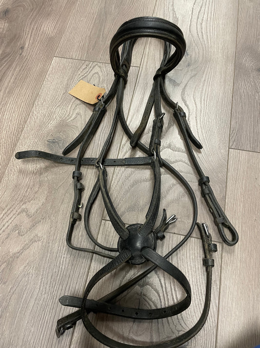 H Black Figure 8 Padded Bridle