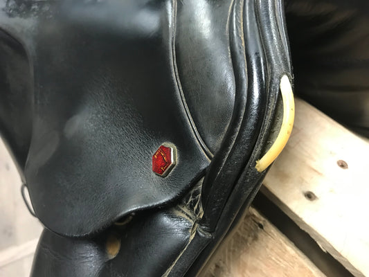 18” Albion SL Wide Dressage Saddle