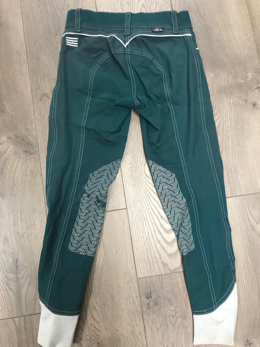 26 Green ghodho breeches