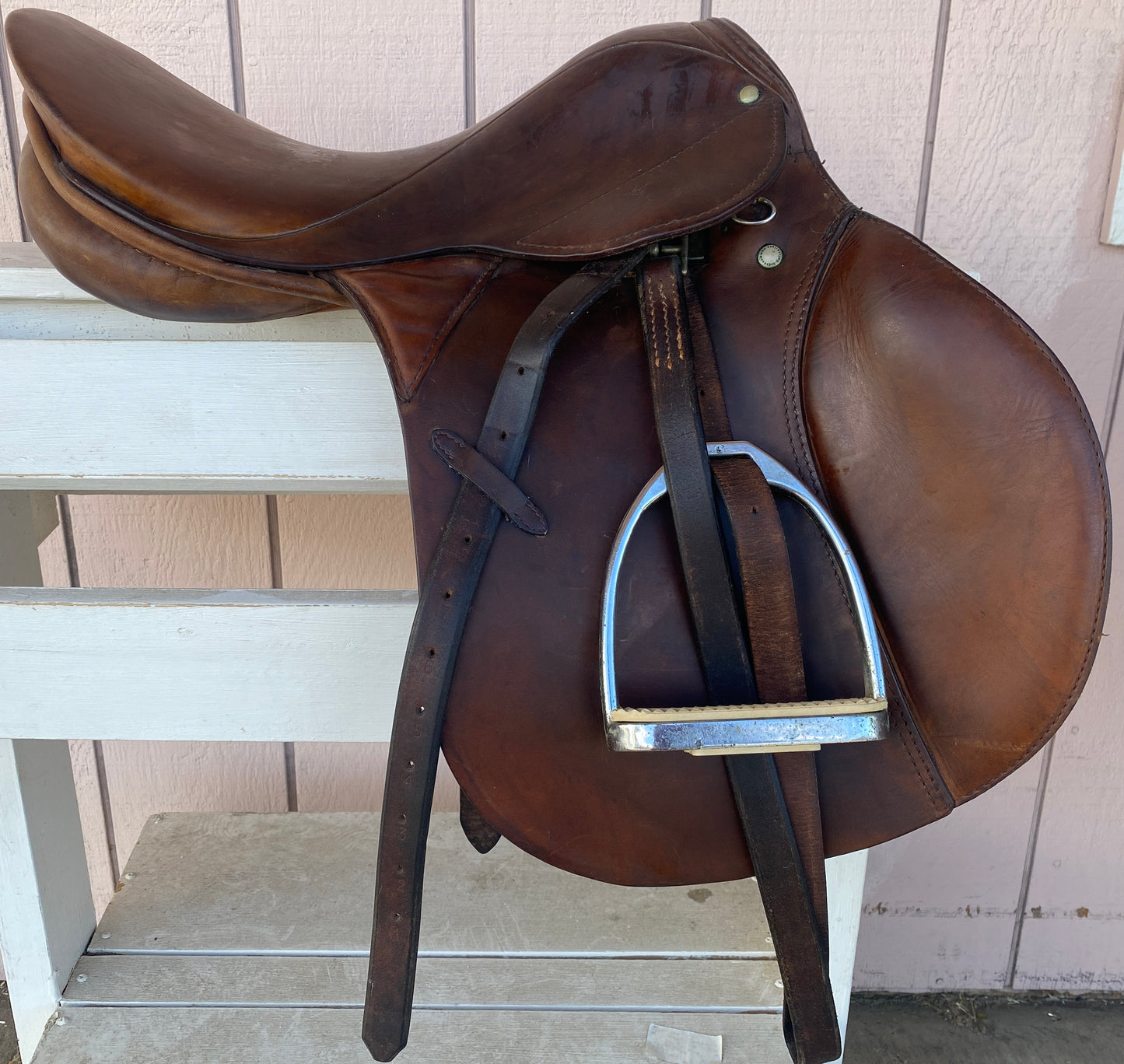 17.5” Stubben Siegfried Deluxe Saddle