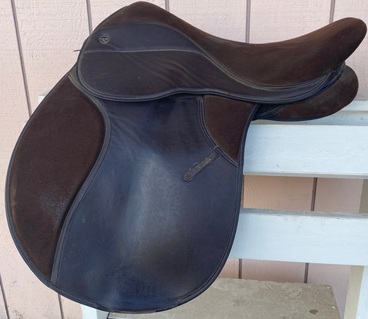 17.5” Thorowgood Griffin English Saddle