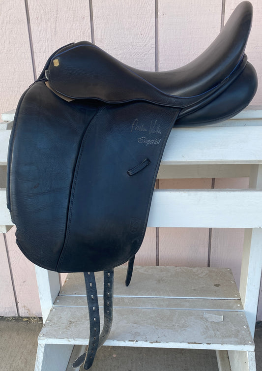 18” CHS Imperial Dressage Saddle