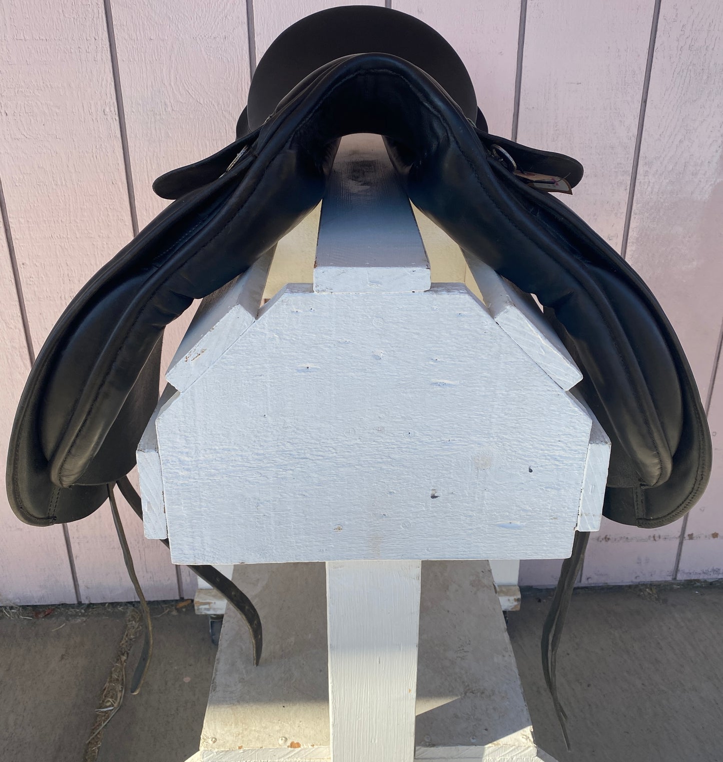 18” Moritz Dressage Saddle