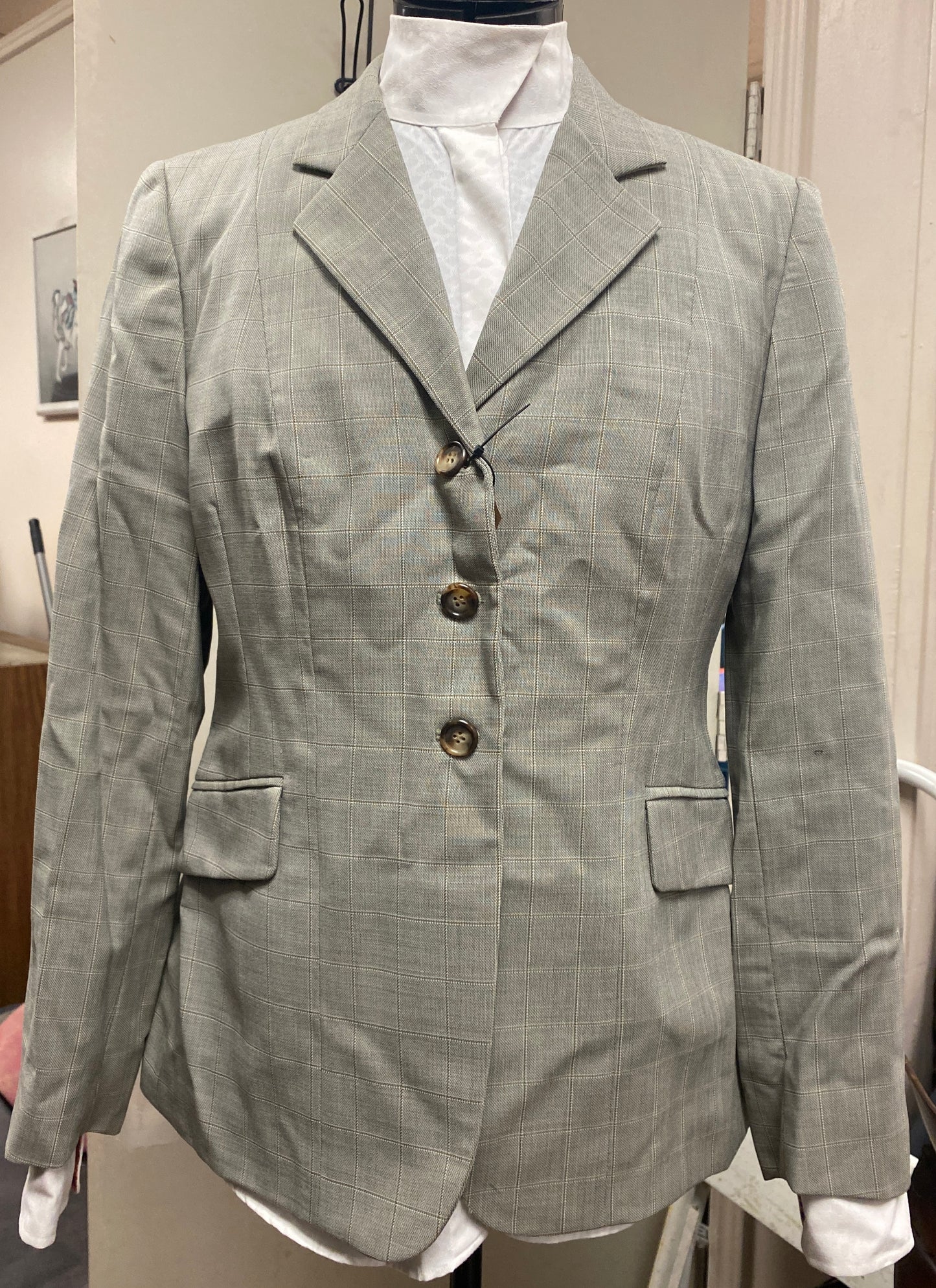 14S Tailored Sportsman Gray Hunt Coat