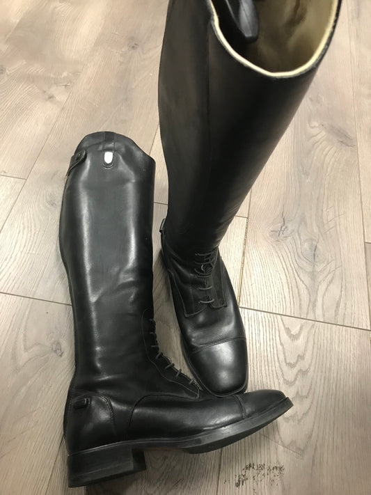 7.5 Ariat Monaco Tall Boots