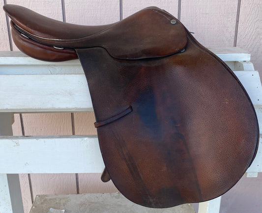 16.5” Gold Cup Close Contact Saddle