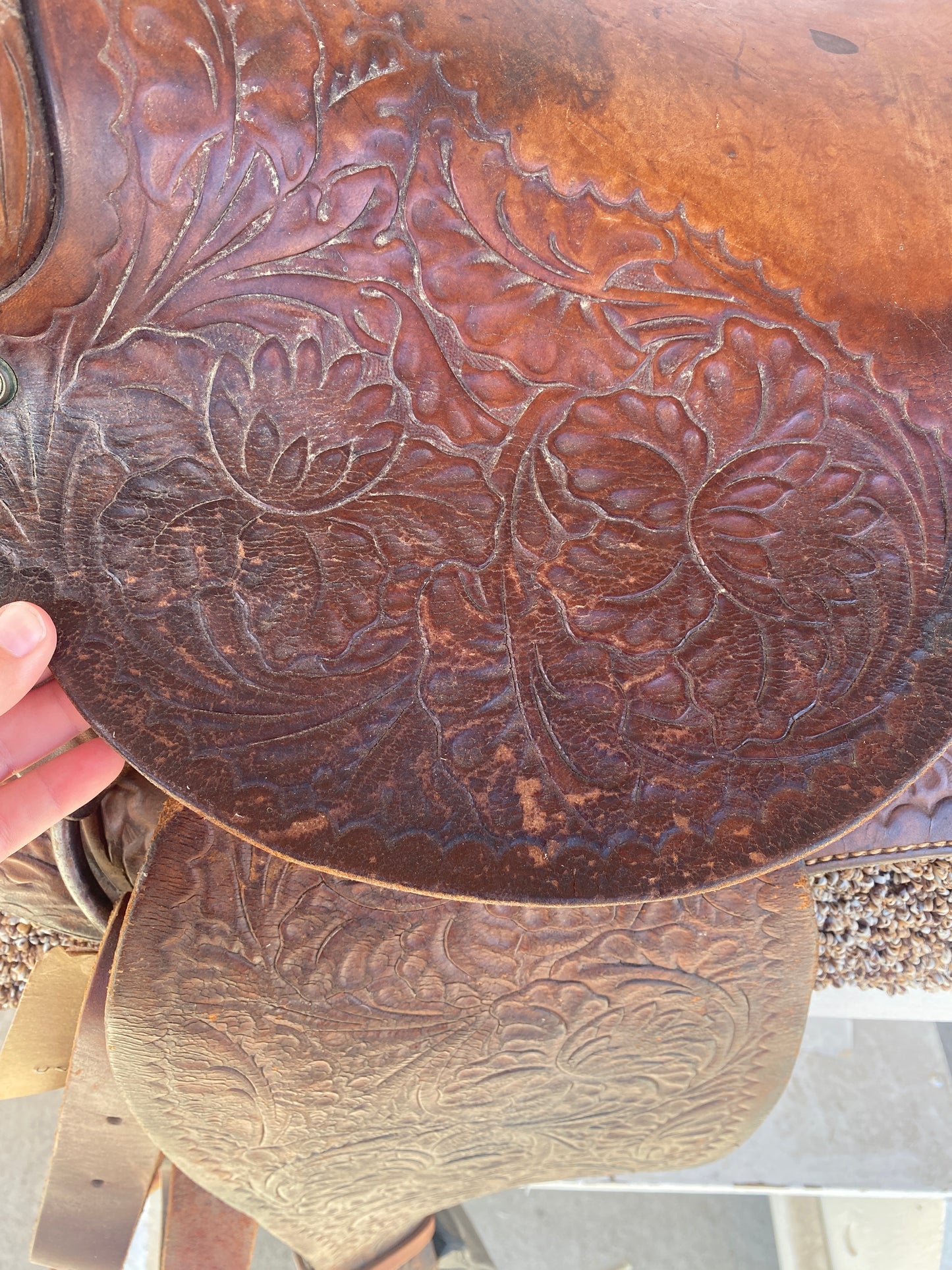 15.5” Brown Western Saddle