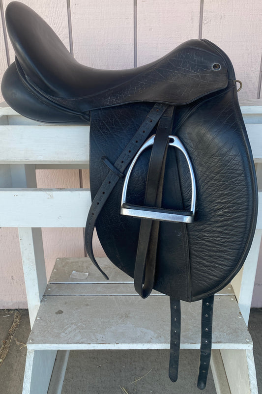 18” JRD Dressage Saddle