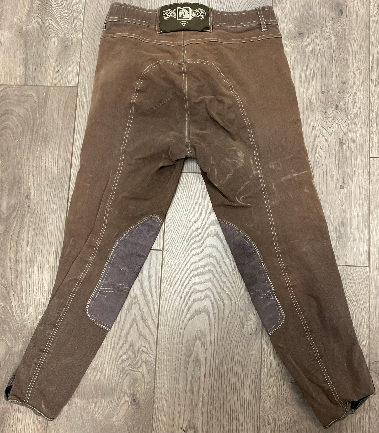 30 ROMFH Brown Breeches