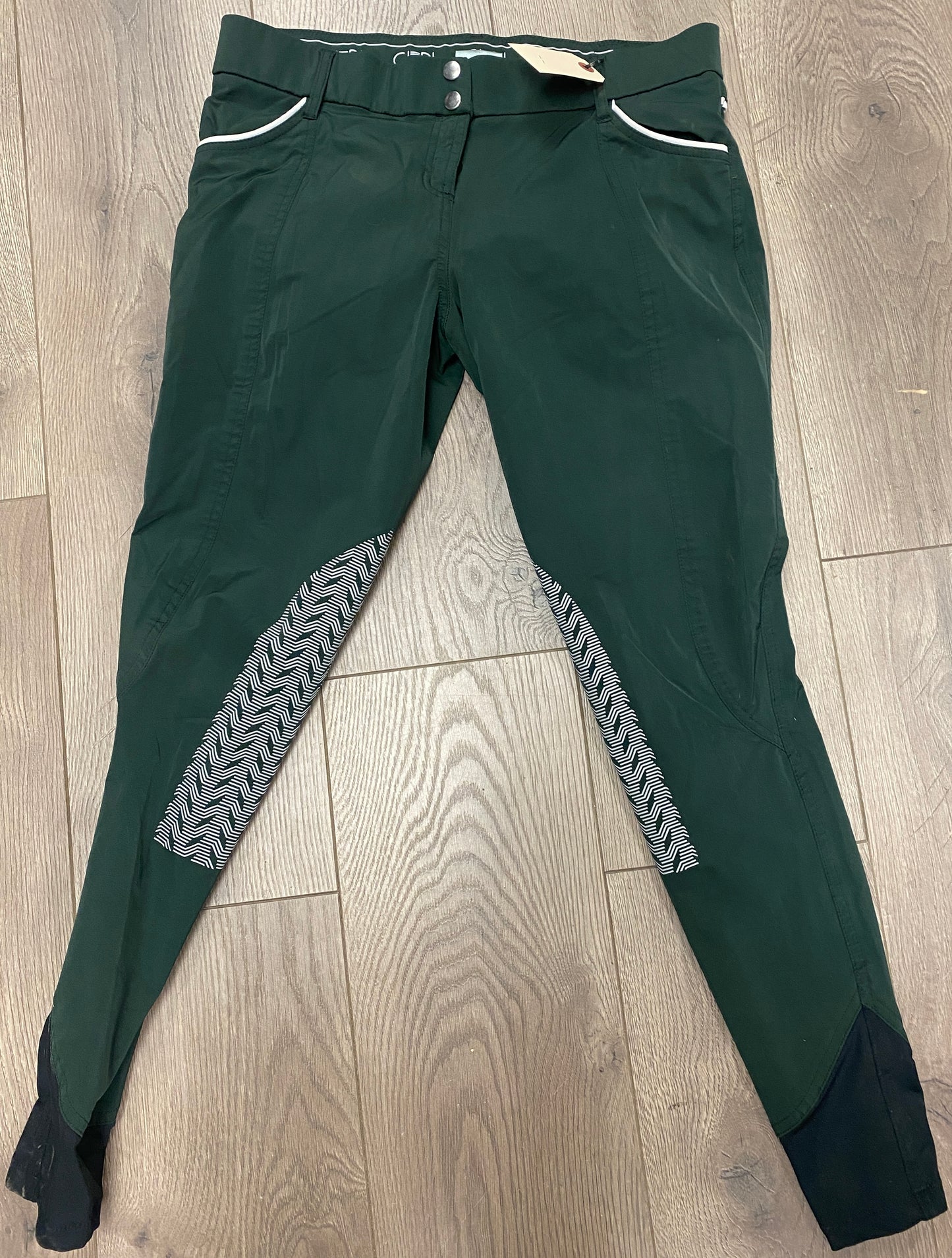 32 Ghodho Green Breeches