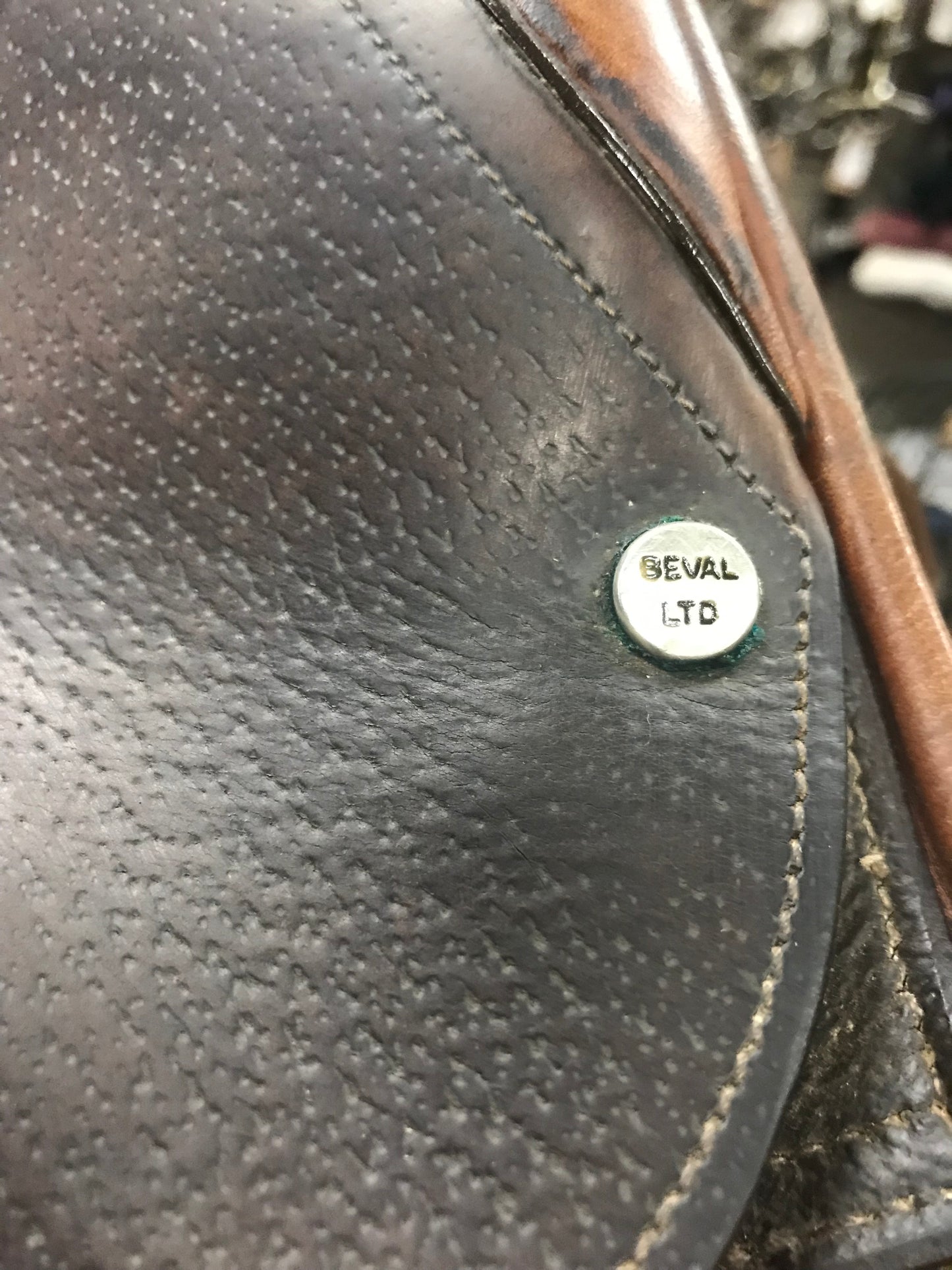 15 Beval jr child’s saddle