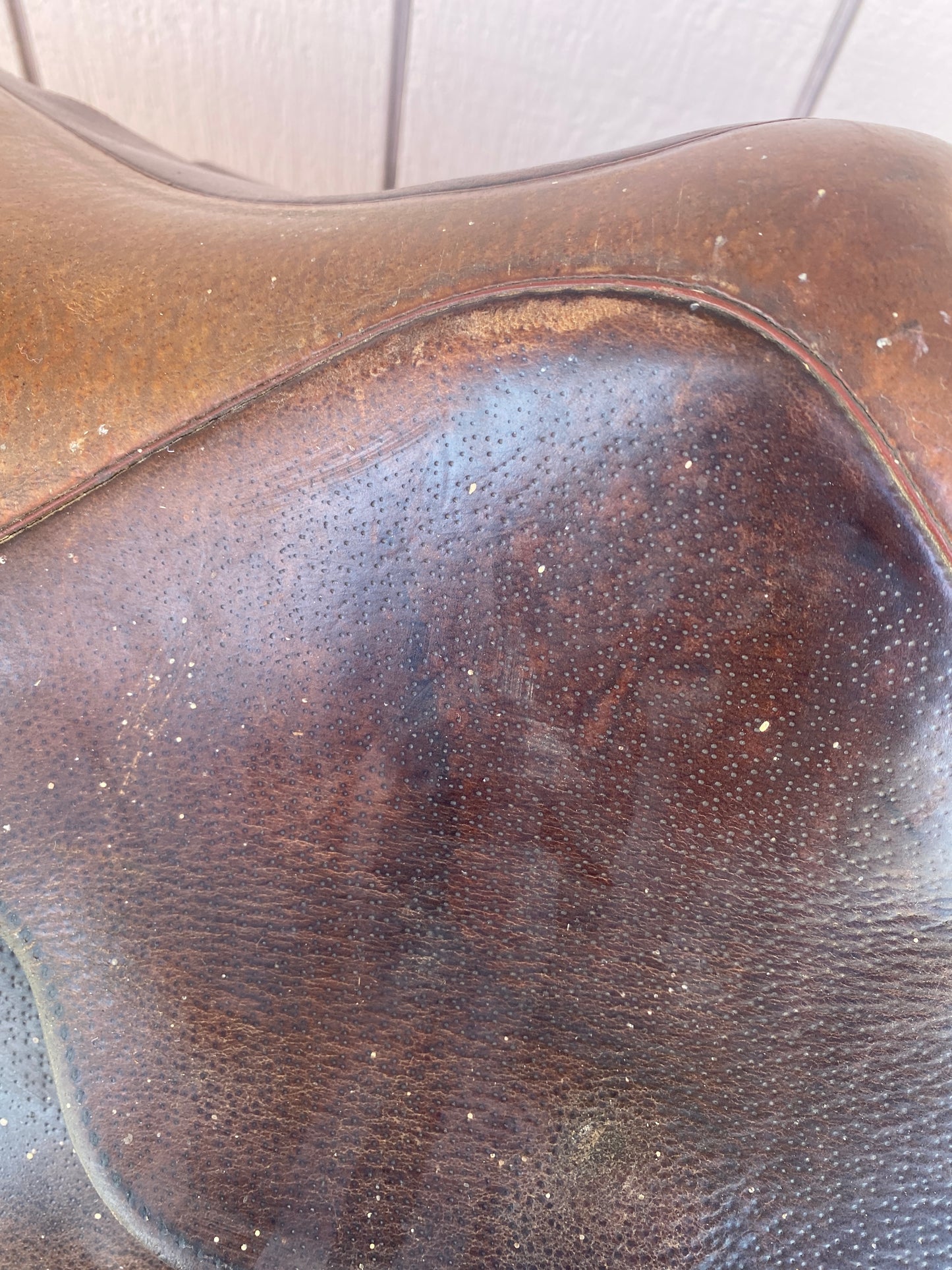 17” Crosby Close Contact Saddle