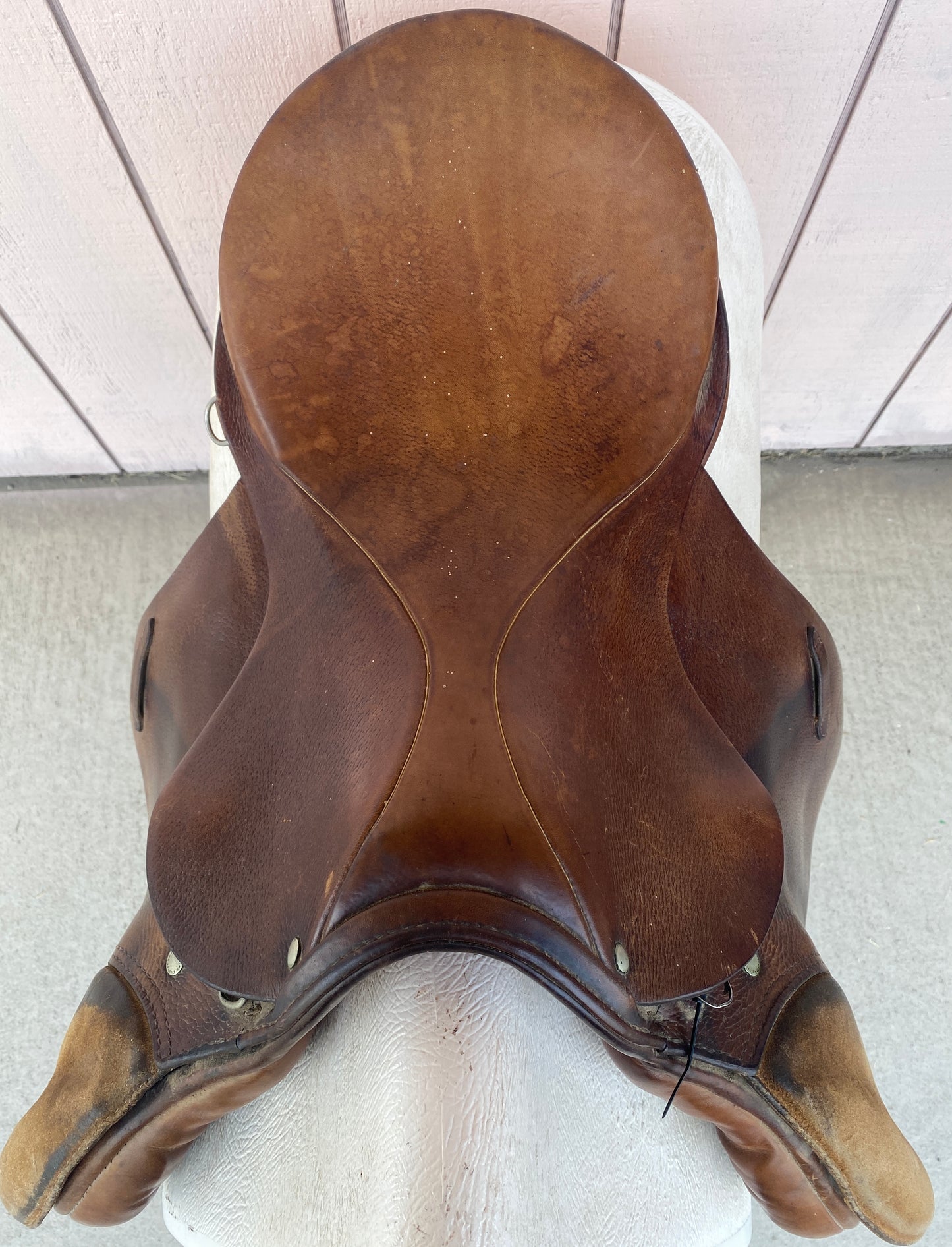 16.5” Stubben Close Contact Saddle