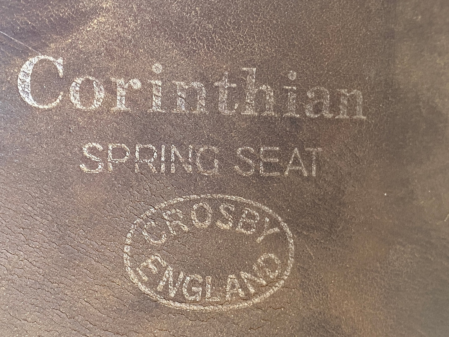 17” Crosby Corinthian Close Contact Saddle