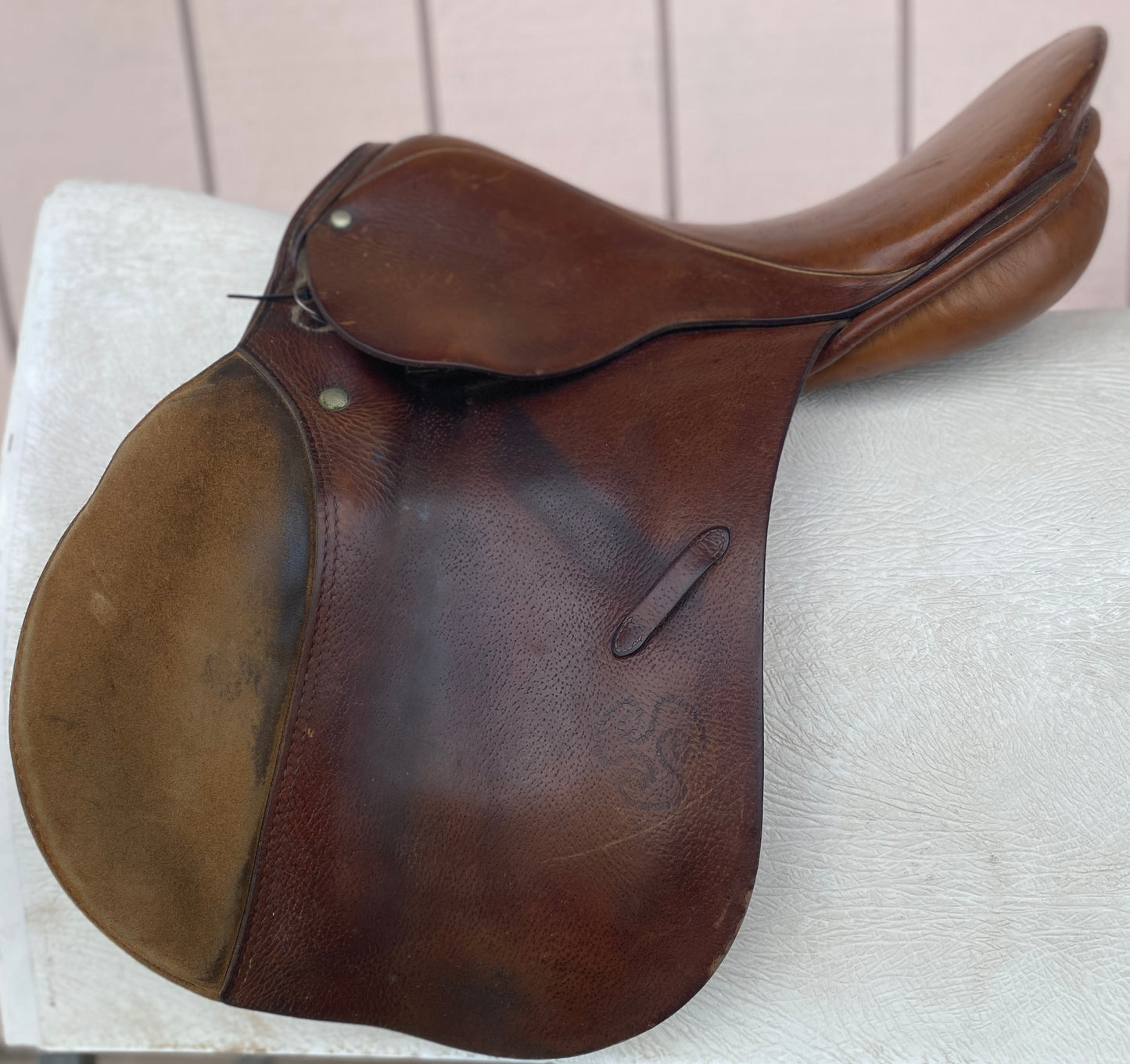 16.5” Stubben Close Contact Saddle