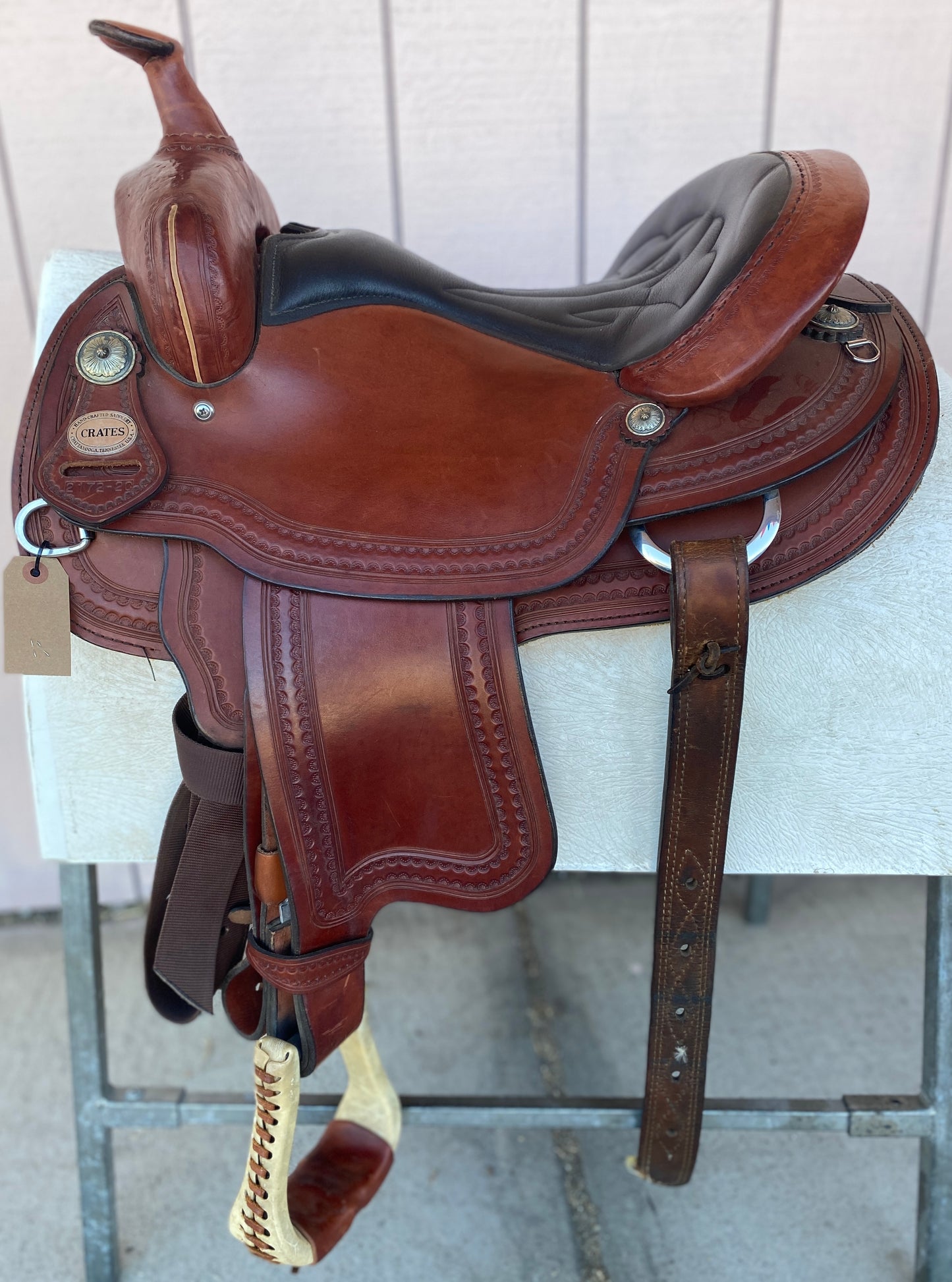 15.5” Crates Round Skirt Trail Saddle