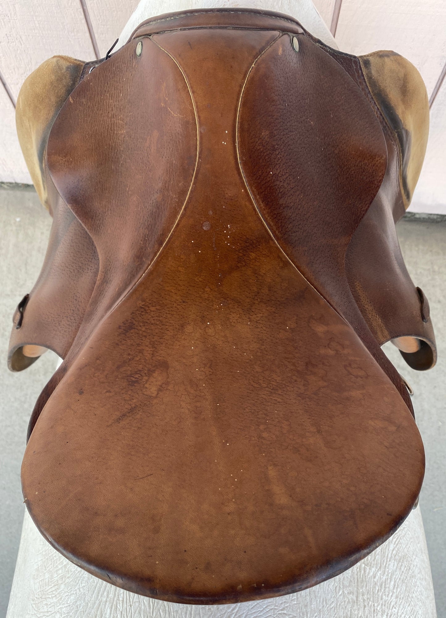 16.5” Stubben Close Contact Saddle