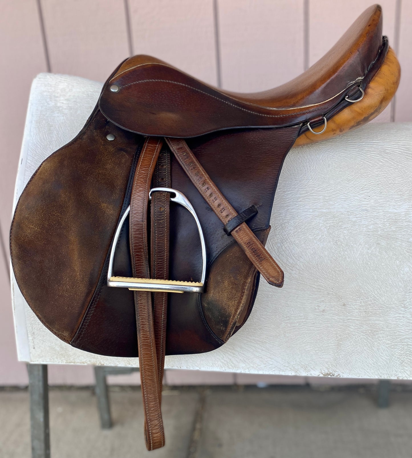 17” Crump Prima Suisse Jump Saddle