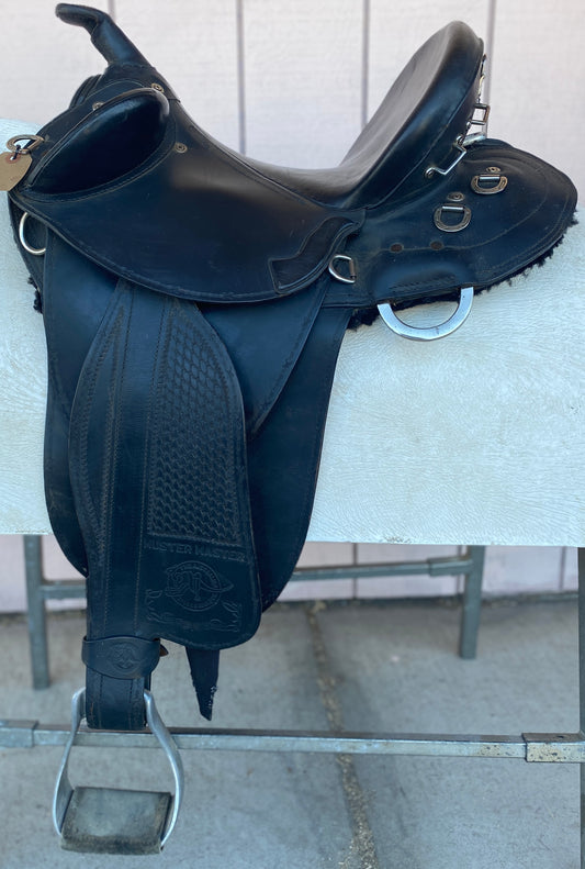 15” MusterMaster Black Australian Stock Saddle with Horn