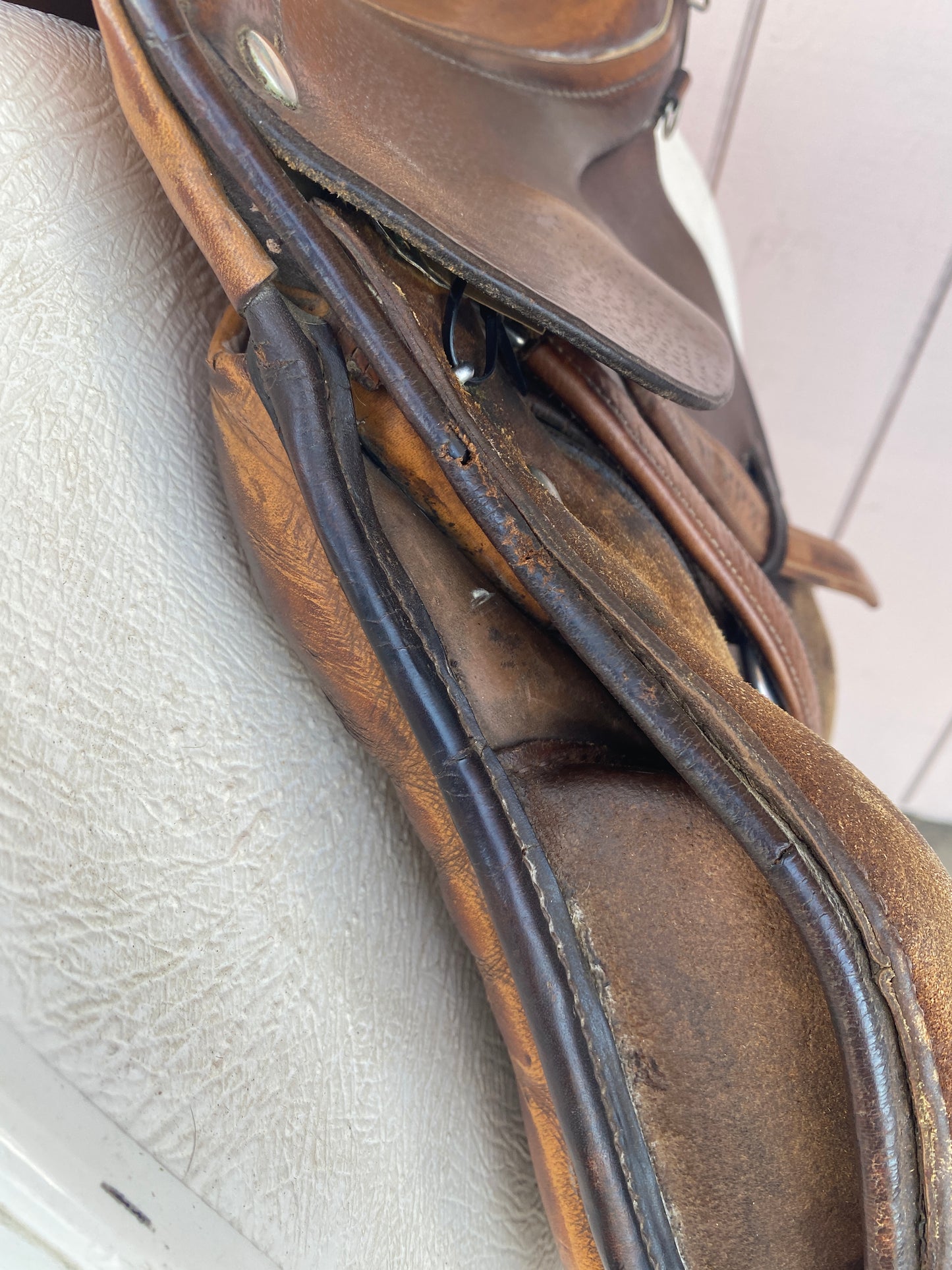 17” Crump Prima Suisse Jump Saddle